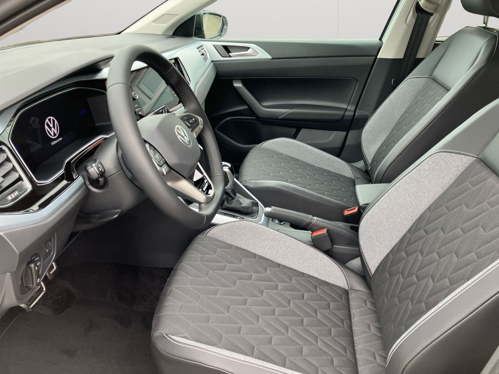 Volkswagen - Polo_10