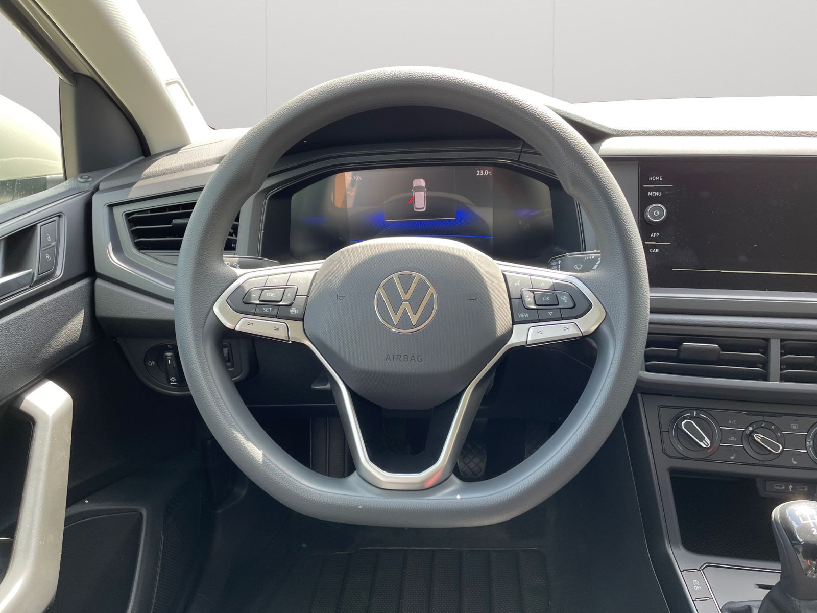 Volkswagen - Polo_13