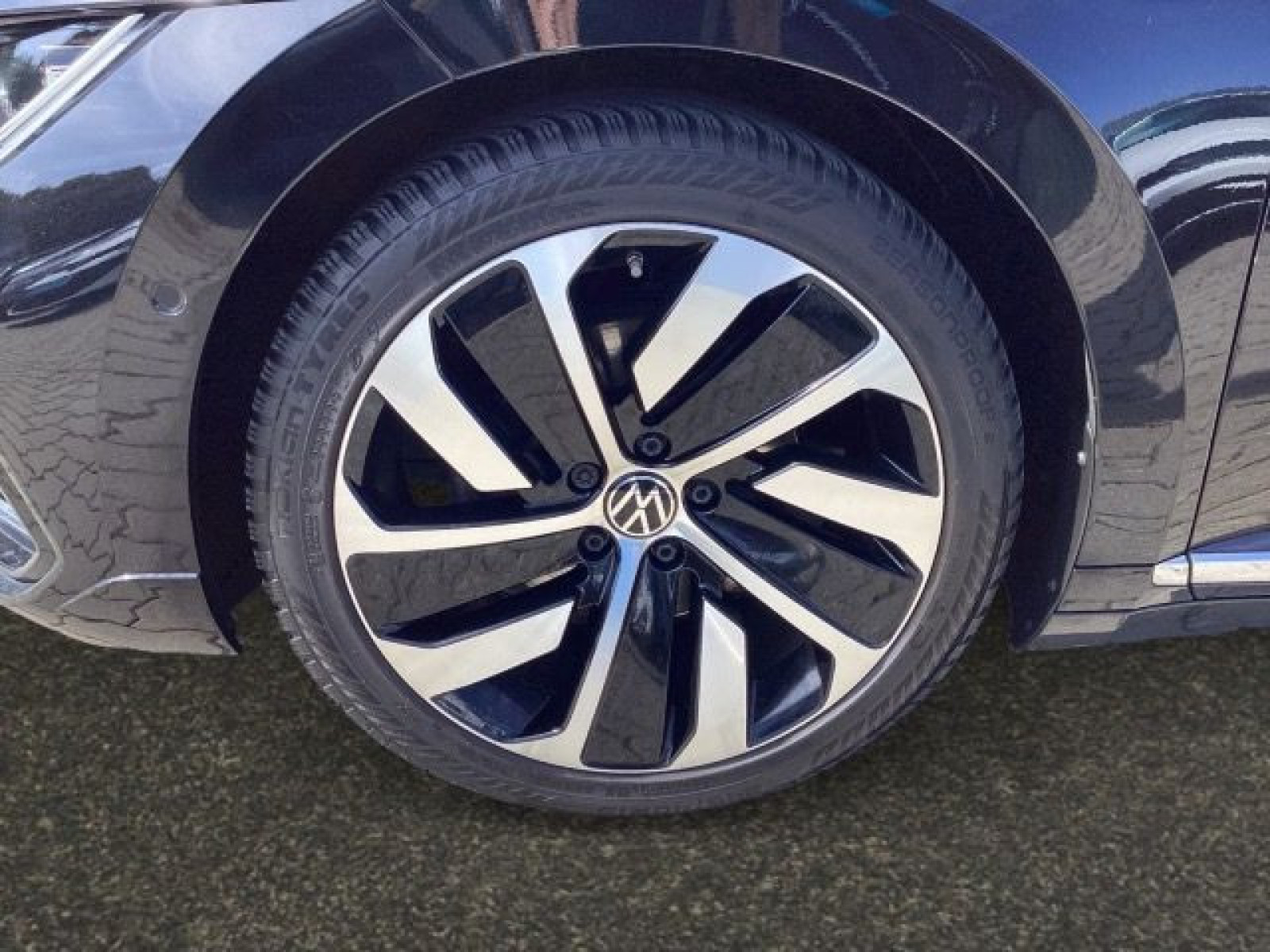 Volkswagen - Arteon_14