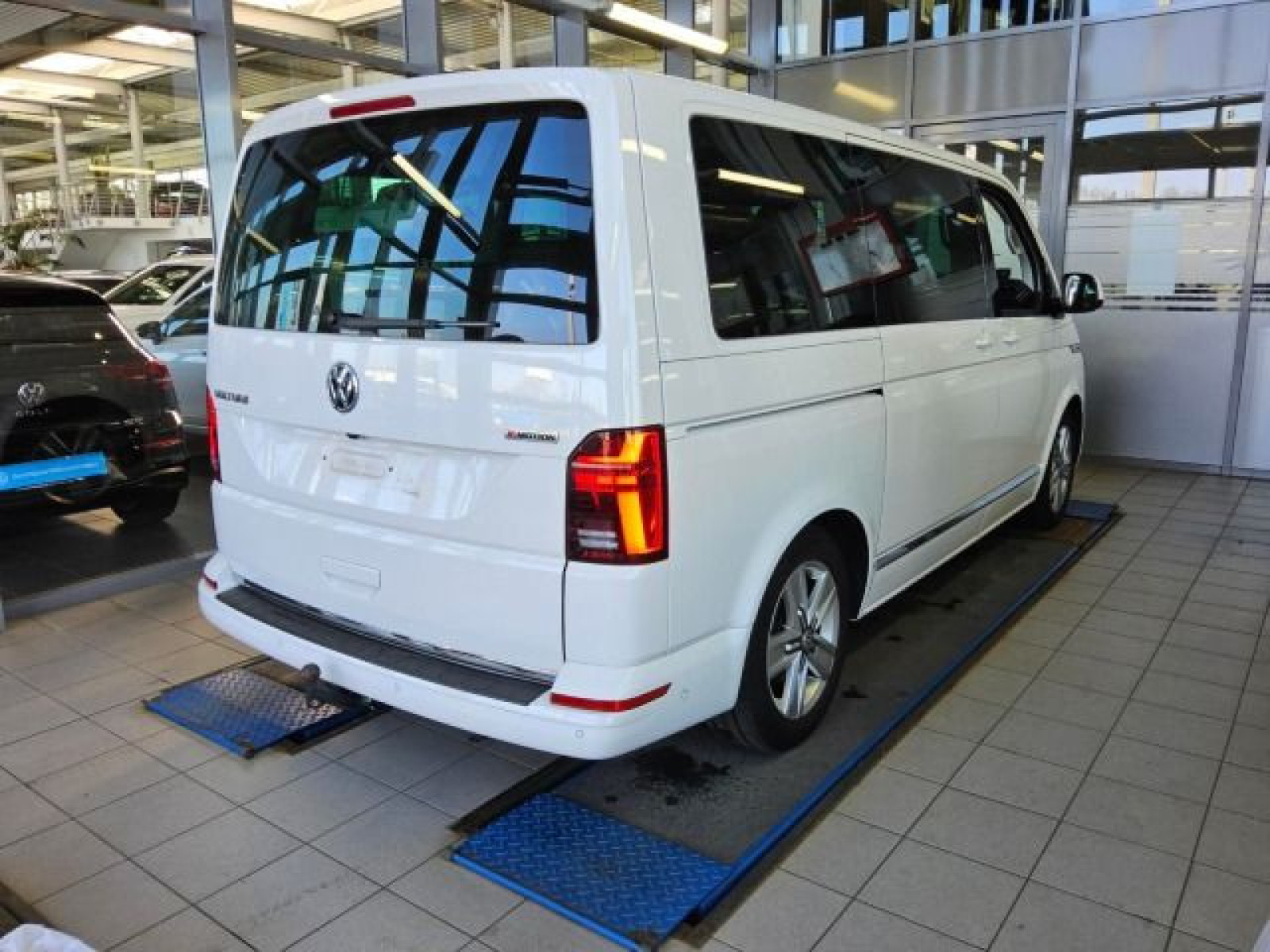 diagonalansicht-hinten-aussen