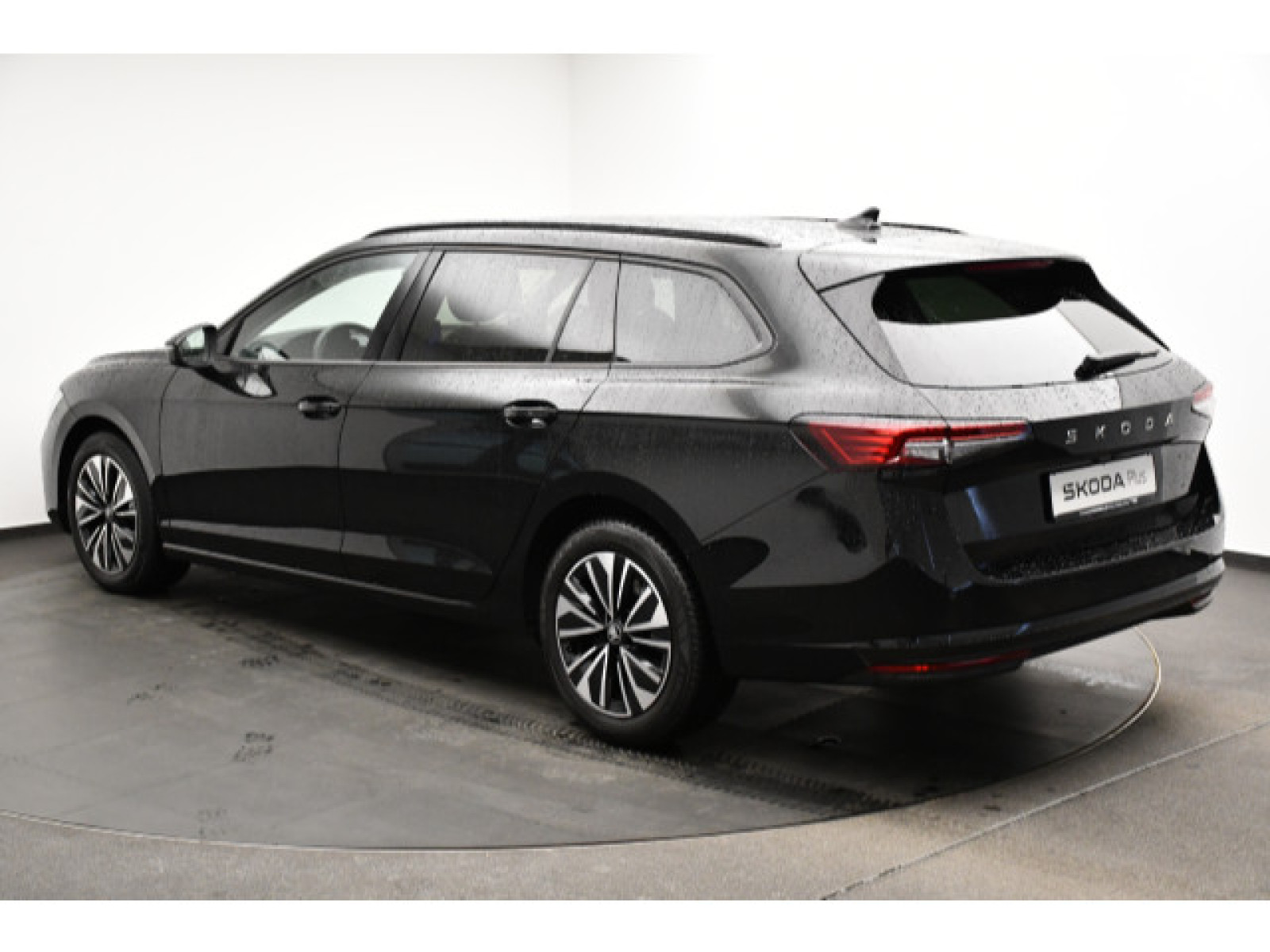 Škoda - Superb_16