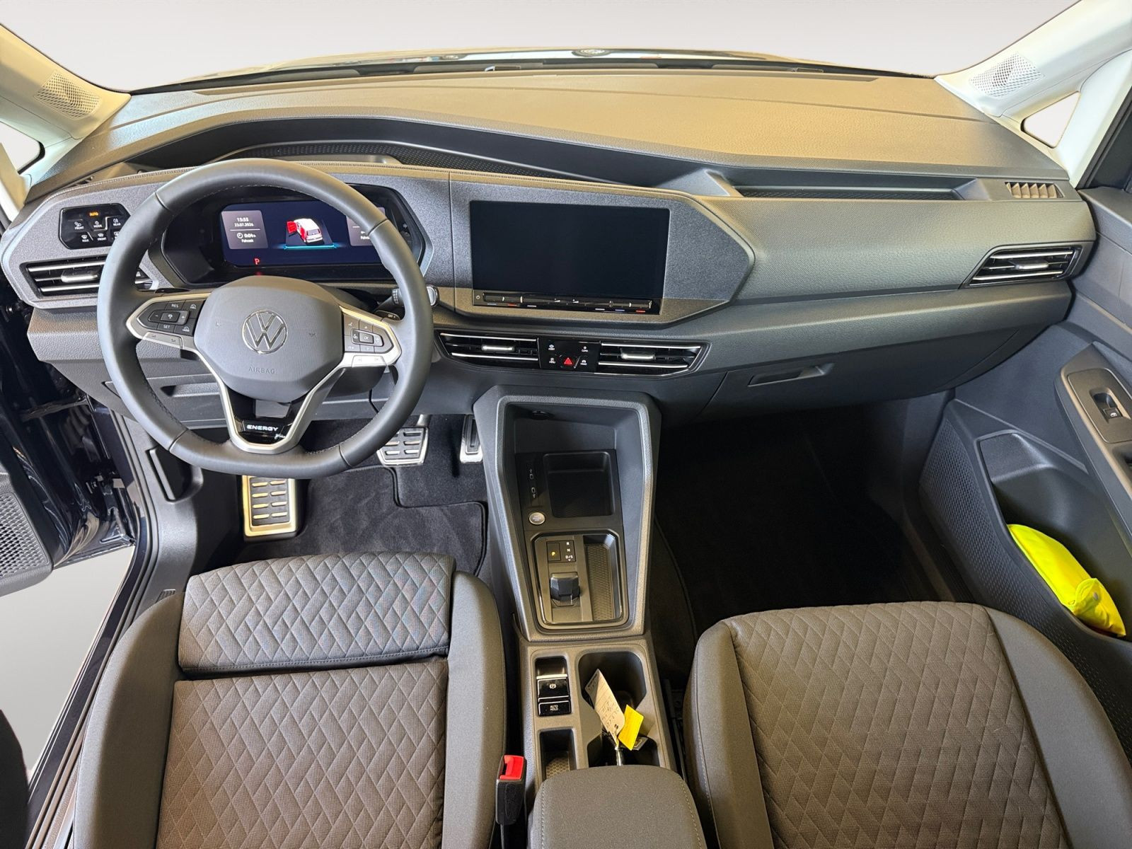 Volkswagen - Caddy_11