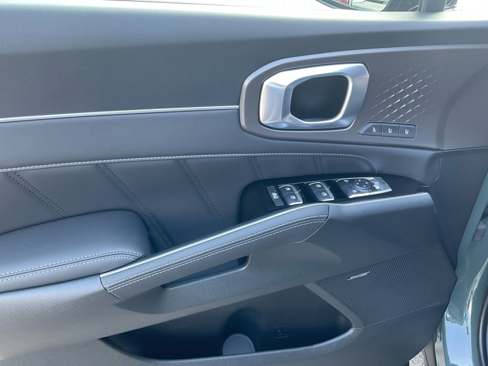 Kia - Sorento_18
