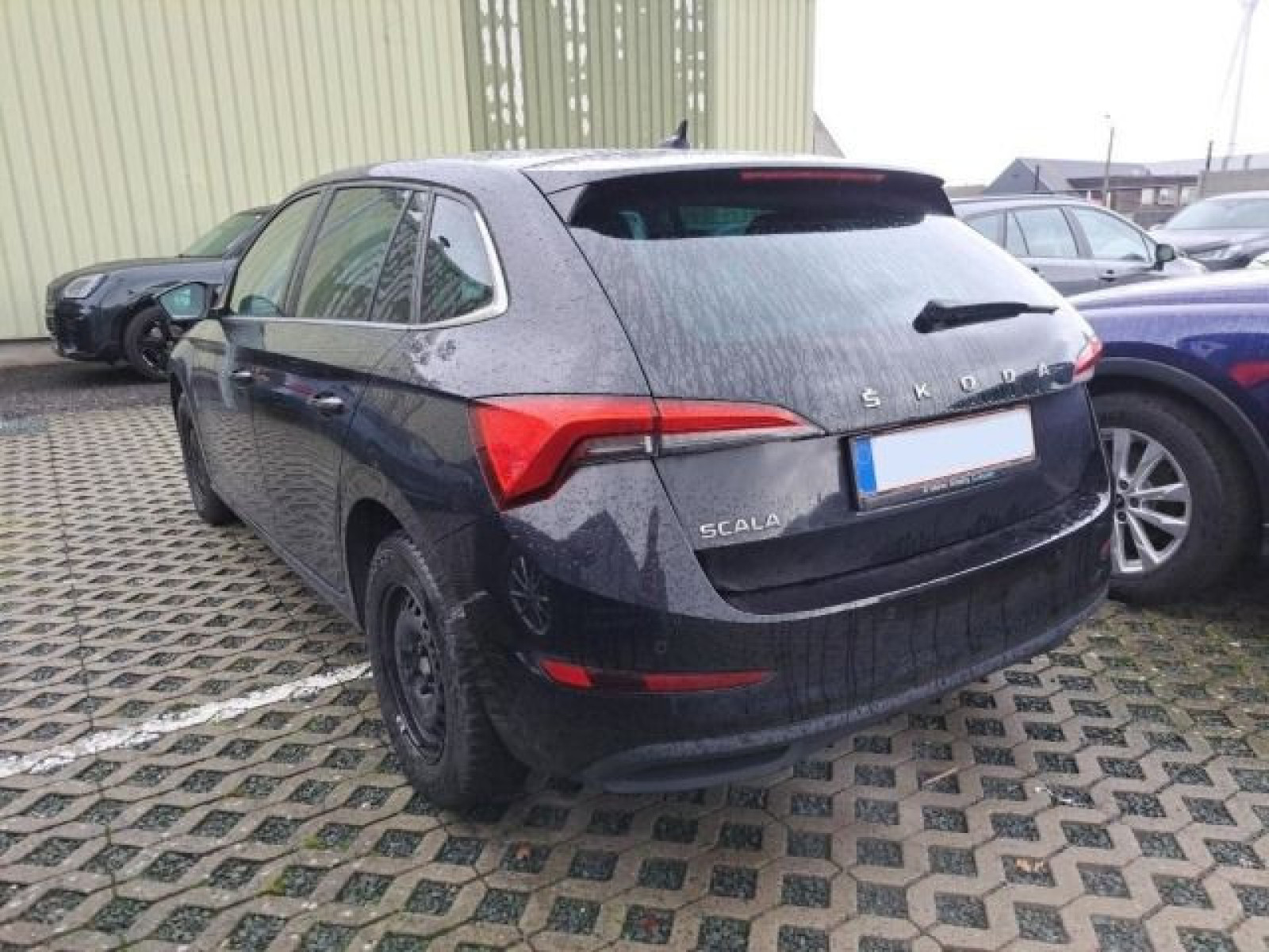 diagonalansicht-hinten-aussen