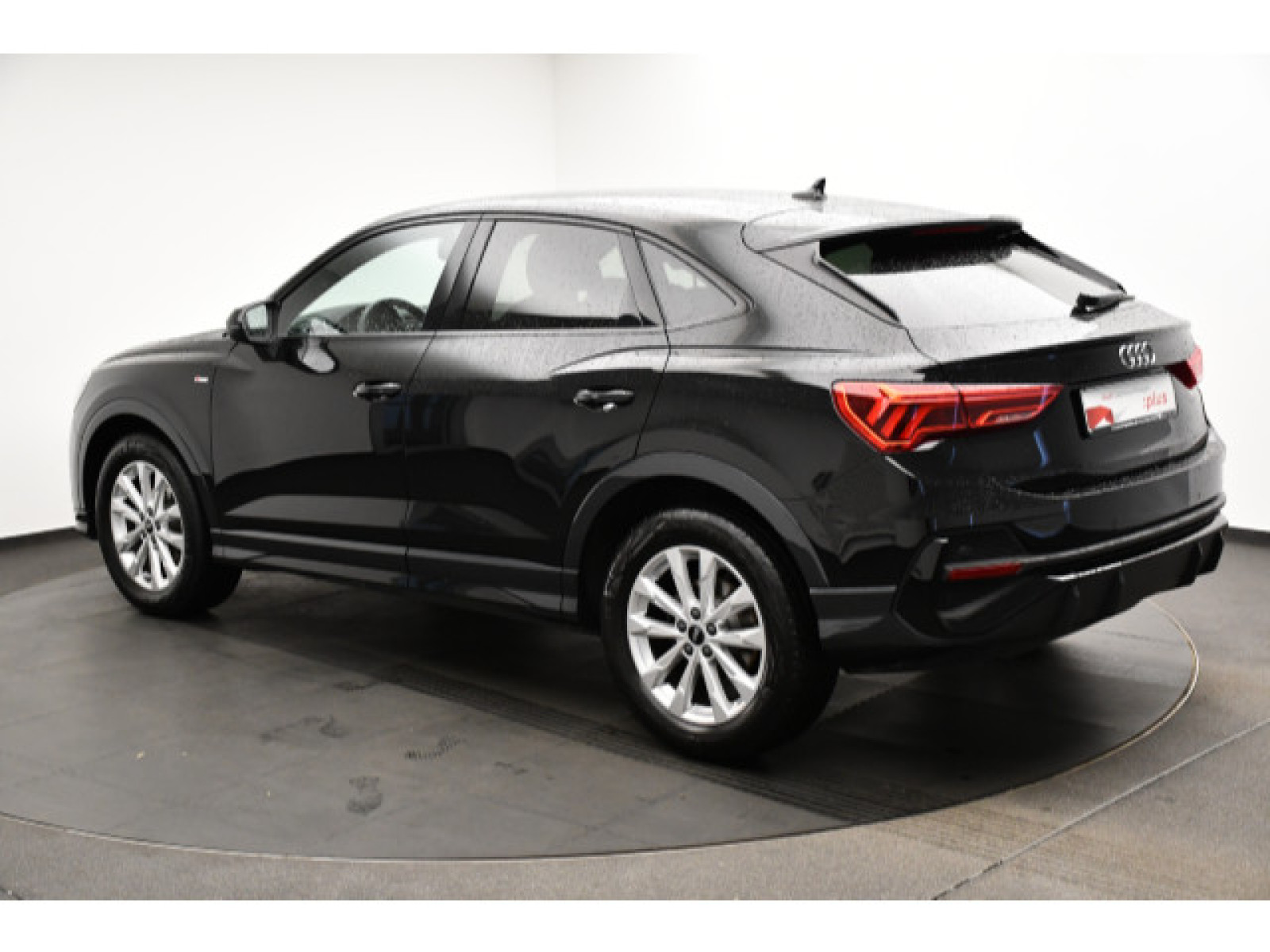 diagonalansicht-hinten-aussen