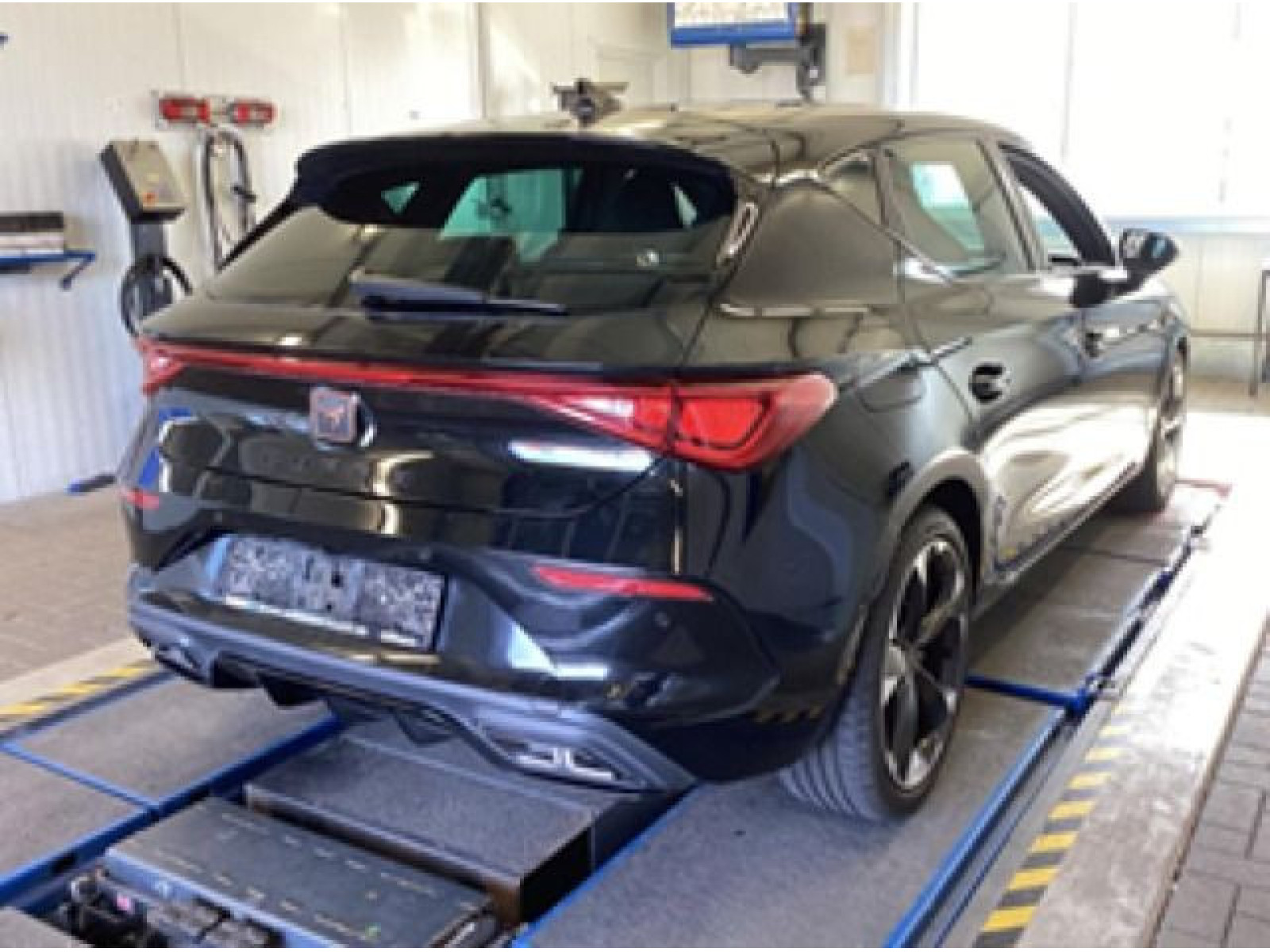 diagonalansicht-hinten-aussen