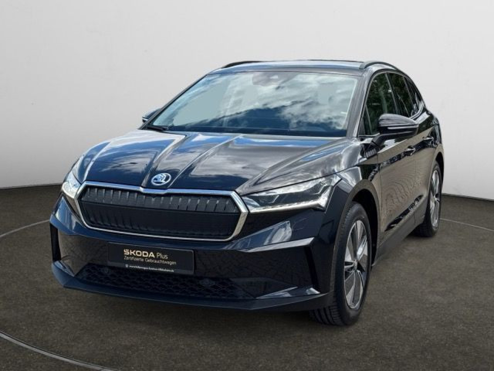 diagonal-frontansicht-aussen