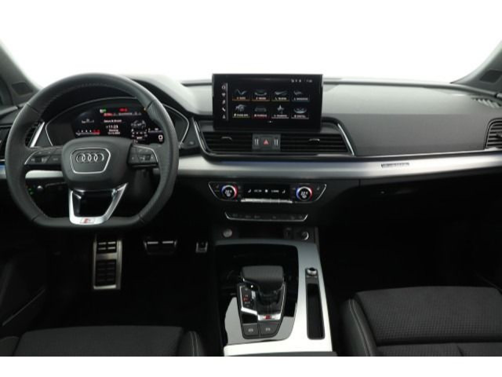 Audi - SQ5_4