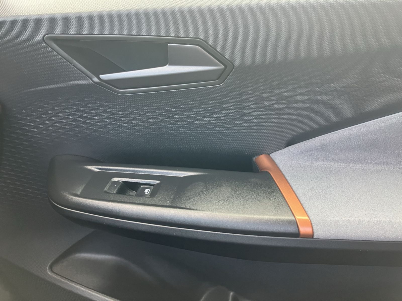 Cupra - Born_16