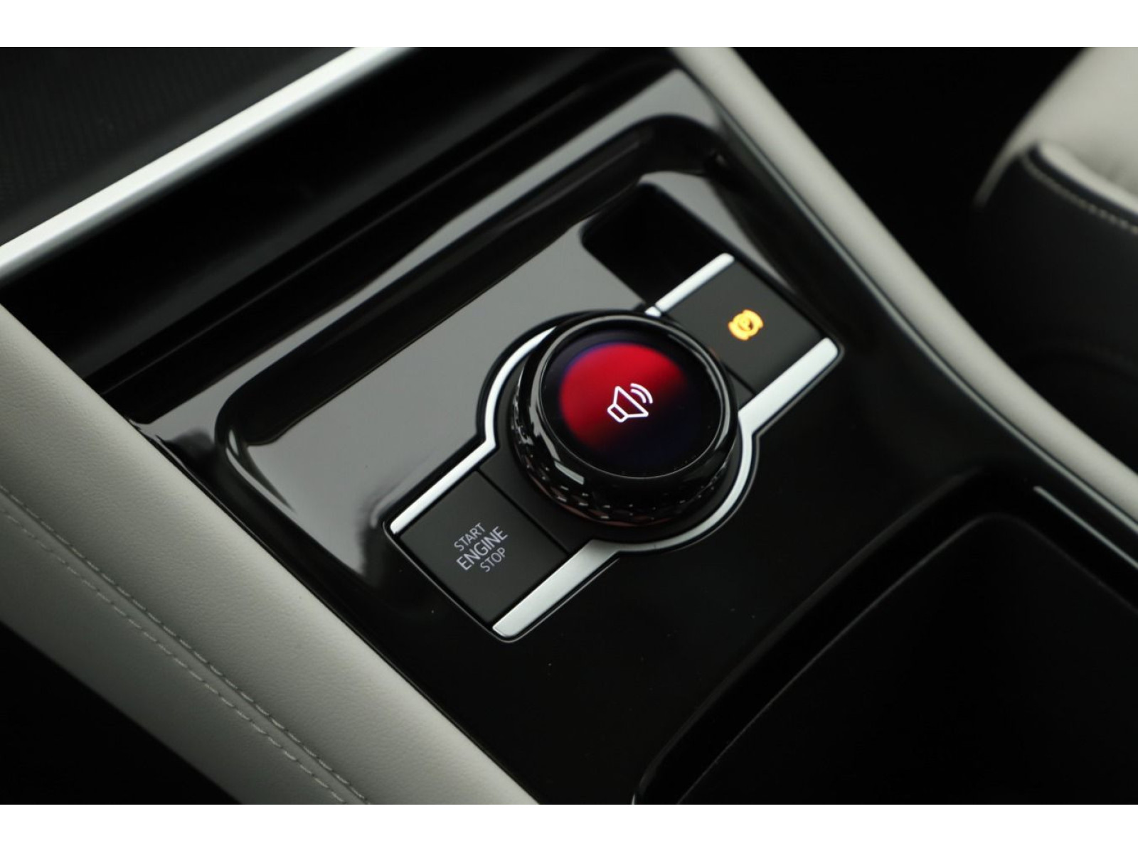 Volkswagen - Tiguan_11